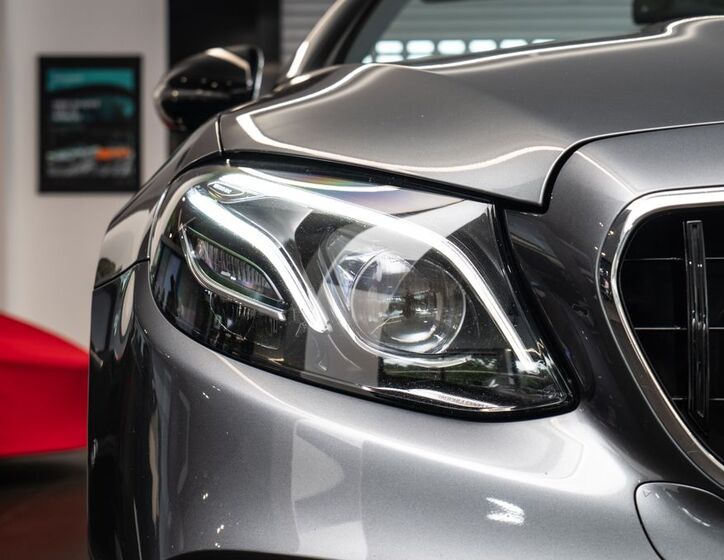Mercedes-Benz Třídy E 21