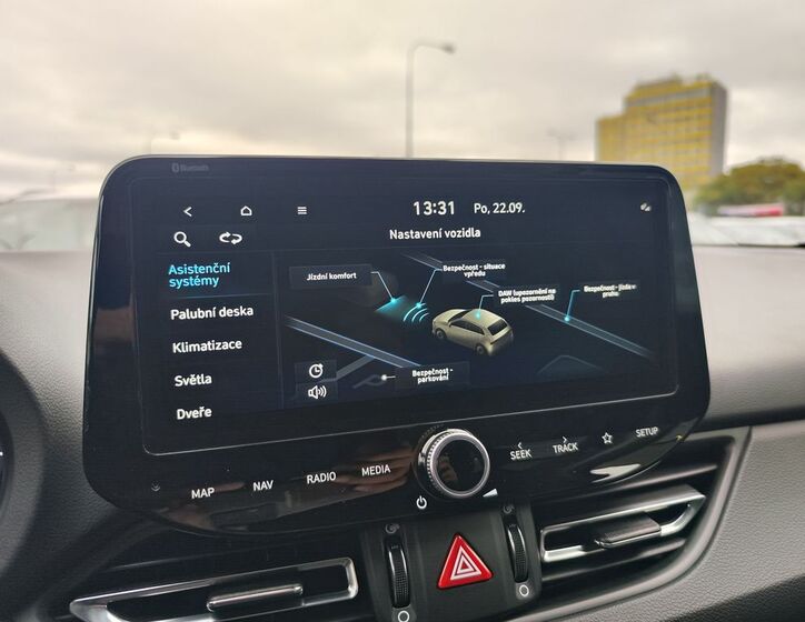 Hyundai i30 16