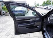 BMW Řada 7 14