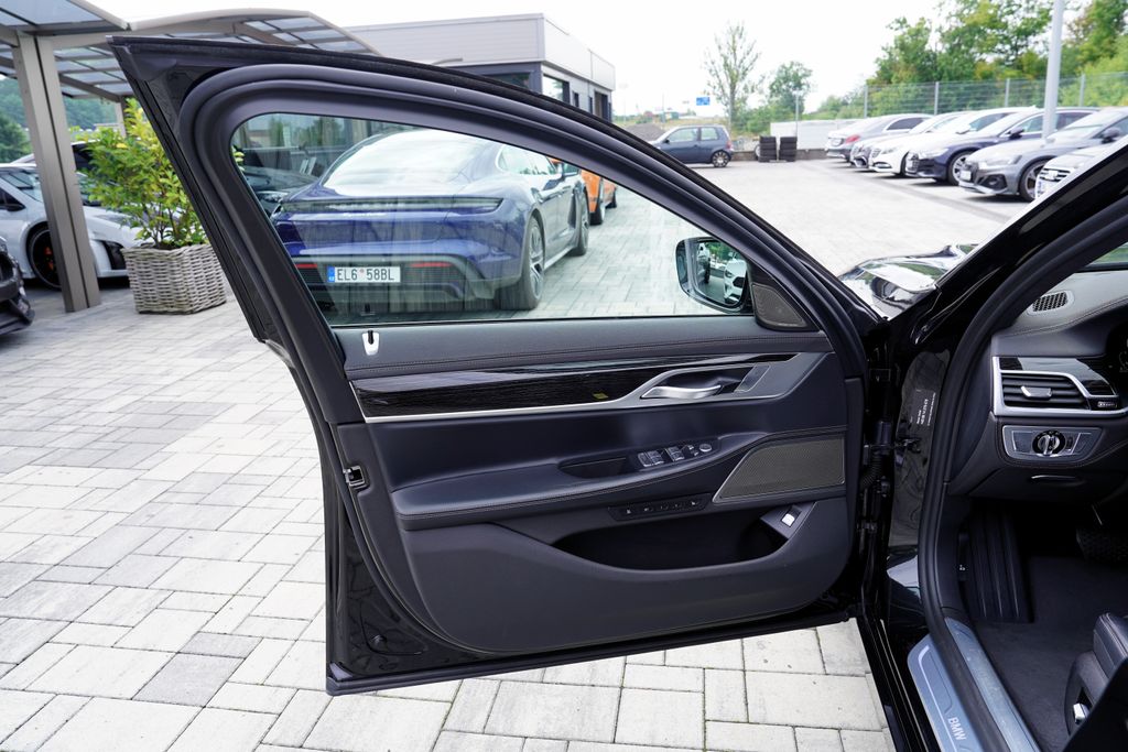 BMW Řada 7