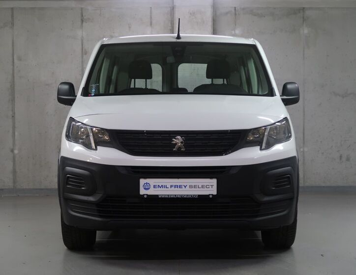 Peugeot Rifter 2