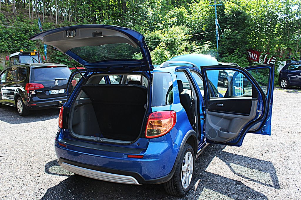 Suzuki SX4