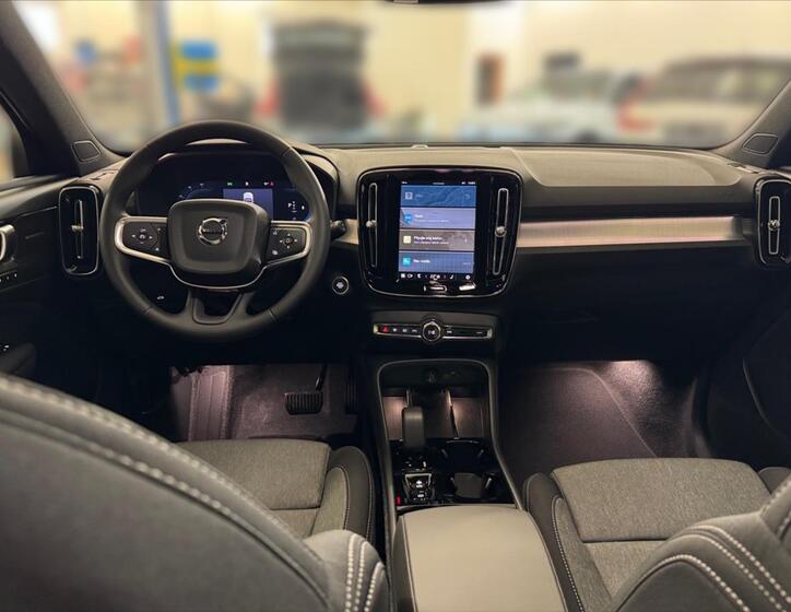 Volvo XC40 10