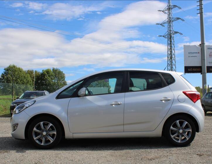 Hyundai ix20 8