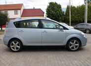 Toyota Corolla Verso 3
