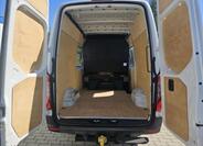 Mercedes-Benz Sprinter 5