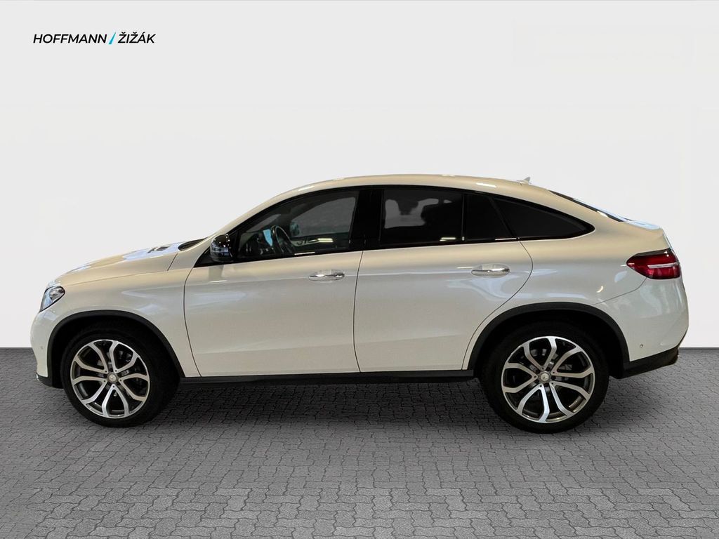 Mercedes-Benz GLE 8