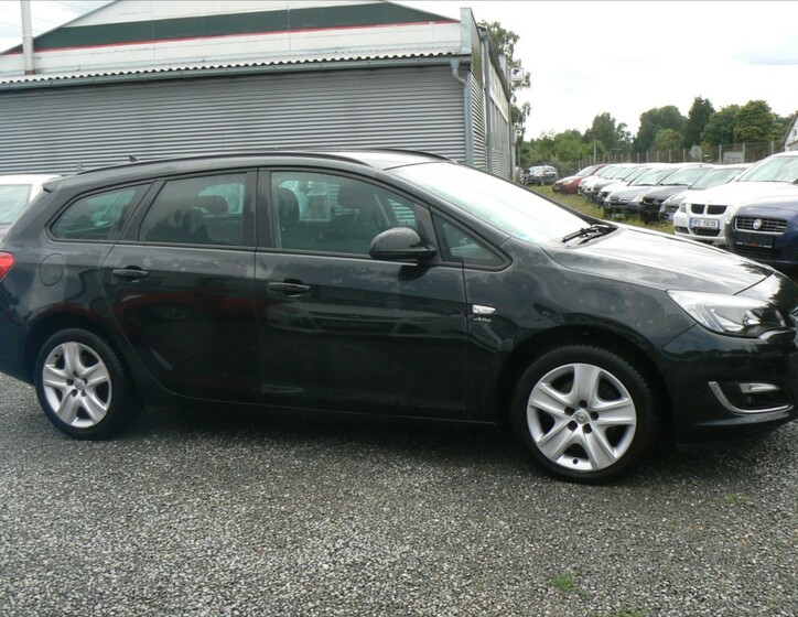 Opel Astra 7