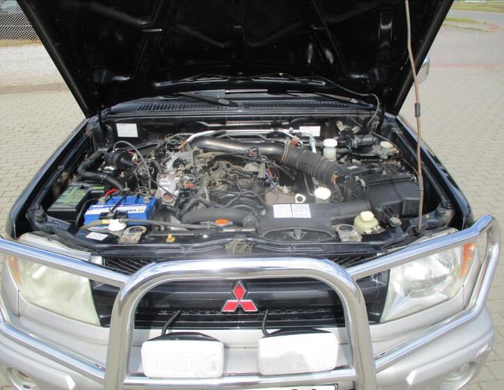 Mitsubishi Pajero Pinin 21