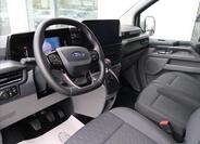 Ford Tourneo Custom 8