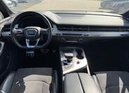 Audi Q7 9