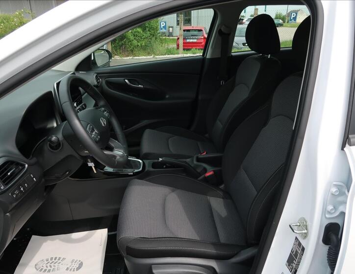 Hyundai i30 12
