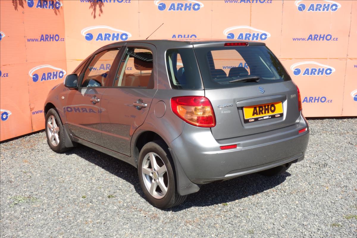 Suzuki SX4