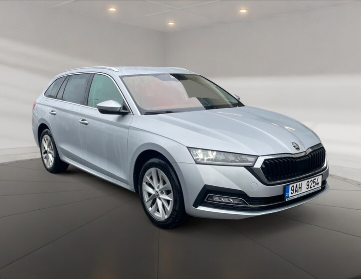 Škoda Octavia 1