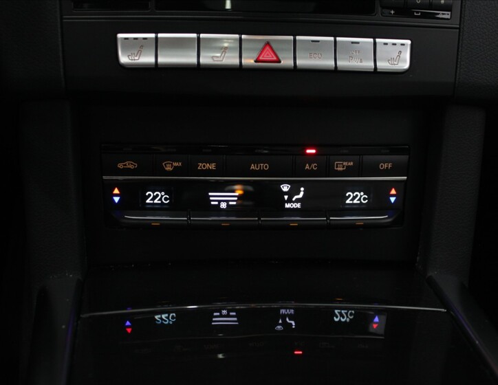 Mercedes-Benz Třídy E 14