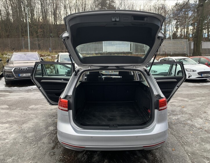 Volkswagen Passat 18