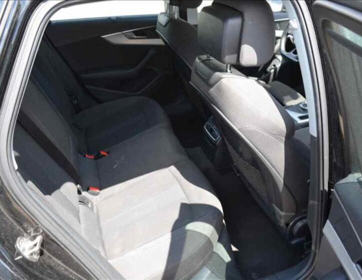 Audi A4 22