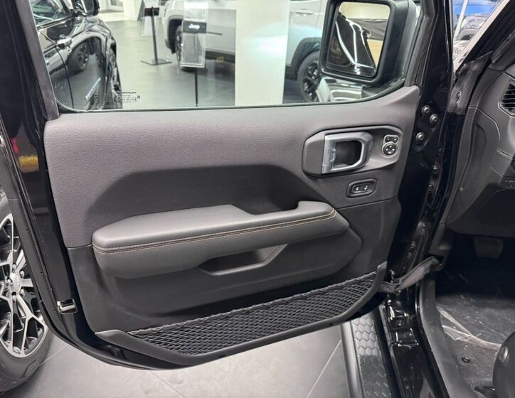 Jeep Wrangler 11
