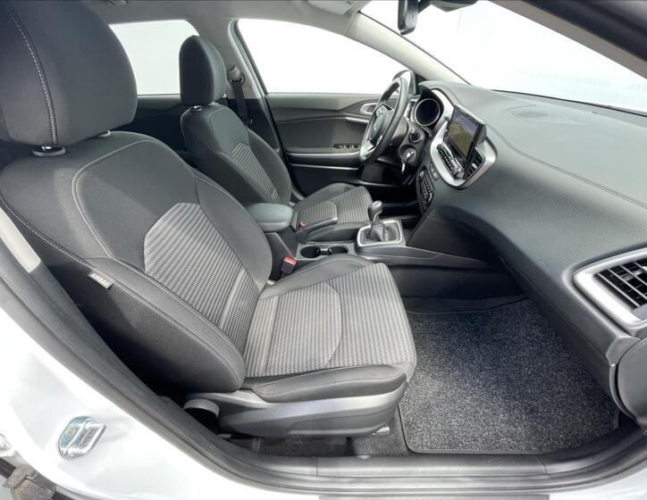 KIA Ceed 17