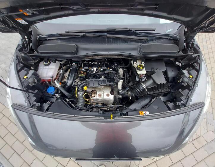 Ford Tourneo Connect 47