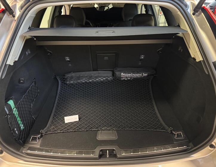 Volvo XC60 13