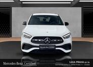 Mercedes-Benz GLA 8