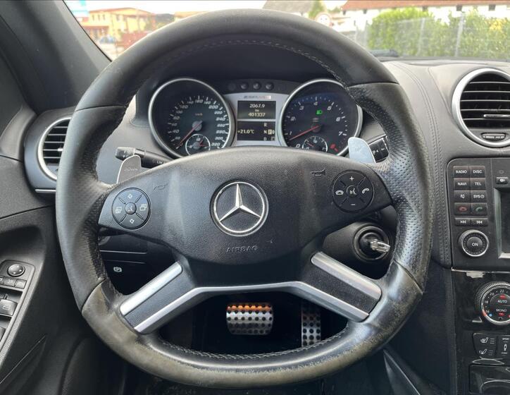 Mercedes-Benz Třídy M 15