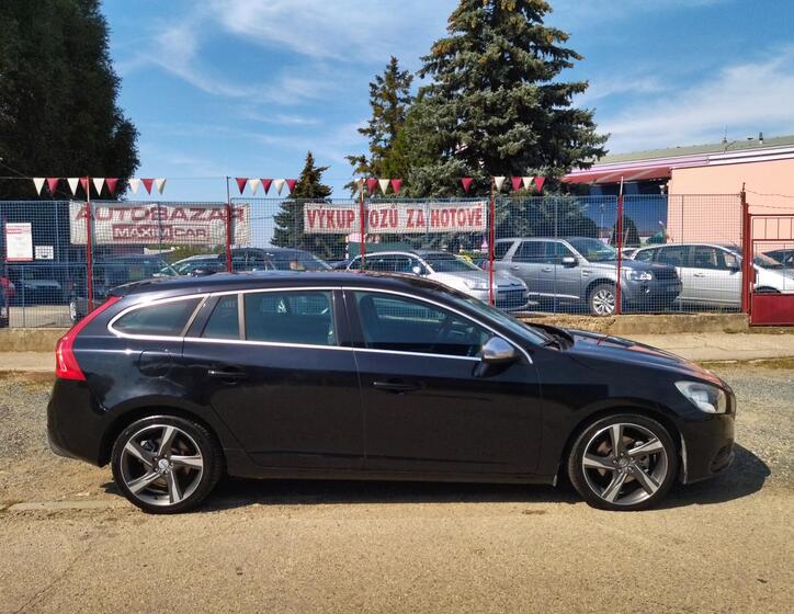 Volvo V60 4