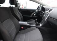 Toyota Avensis 13