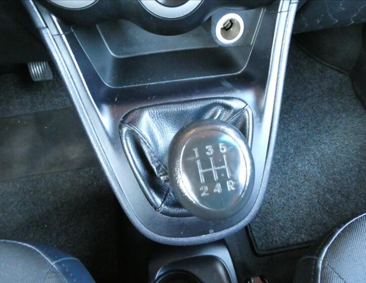 Hyundai i10 29