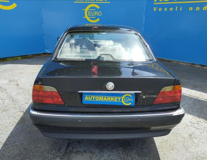 BMW Řada 7 5