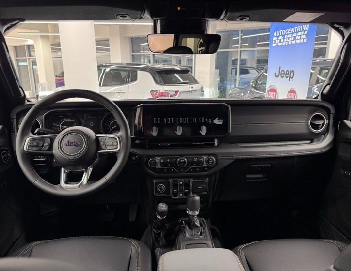 Jeep Wrangler 16