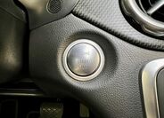 Mercedes-Benz GLA 20
