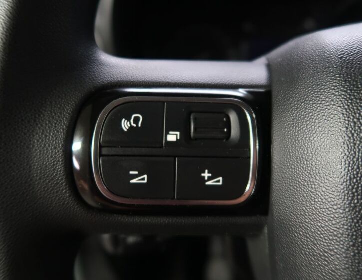 Toyota ProAce 23