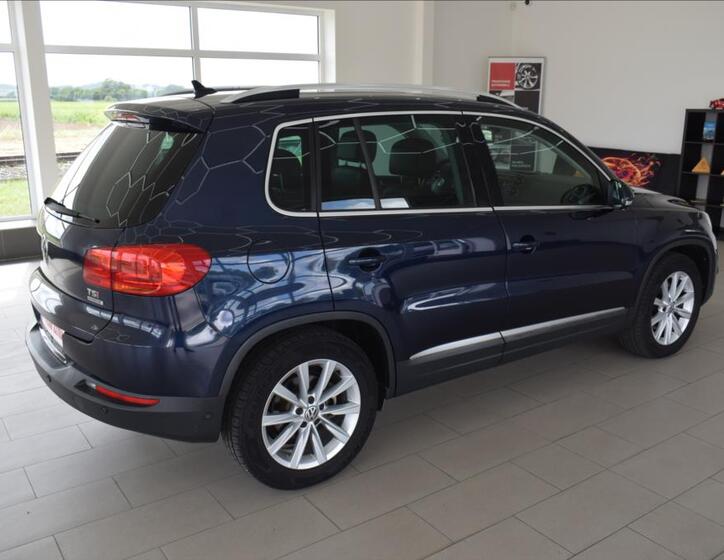 Volkswagen Tiguan 6