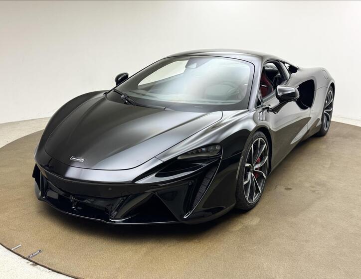McLaren Ostatní 1
