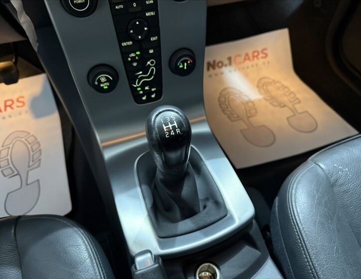 Volvo V50 12