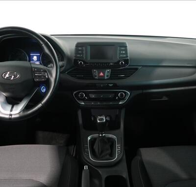 Hyundai i30 9