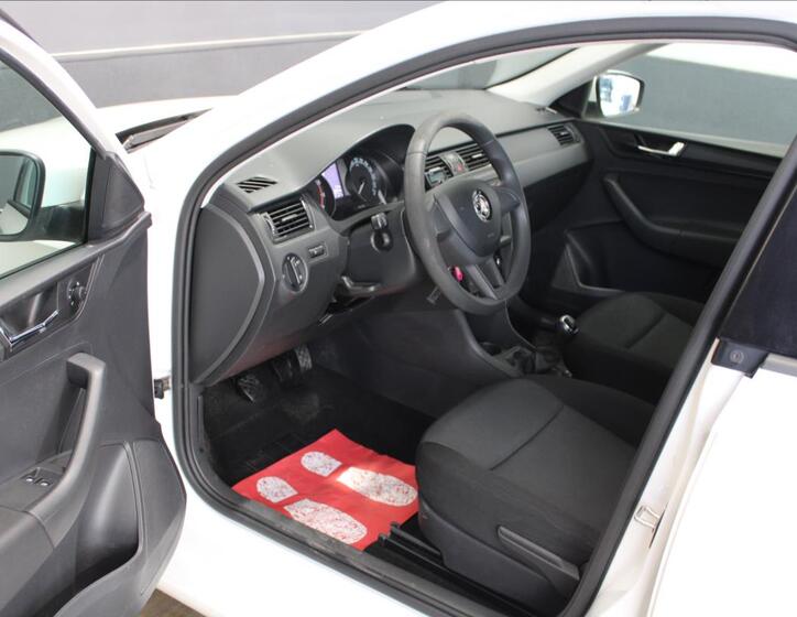 Škoda Rapid 8