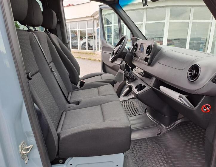 Mercedes-Benz Sprinter 6
