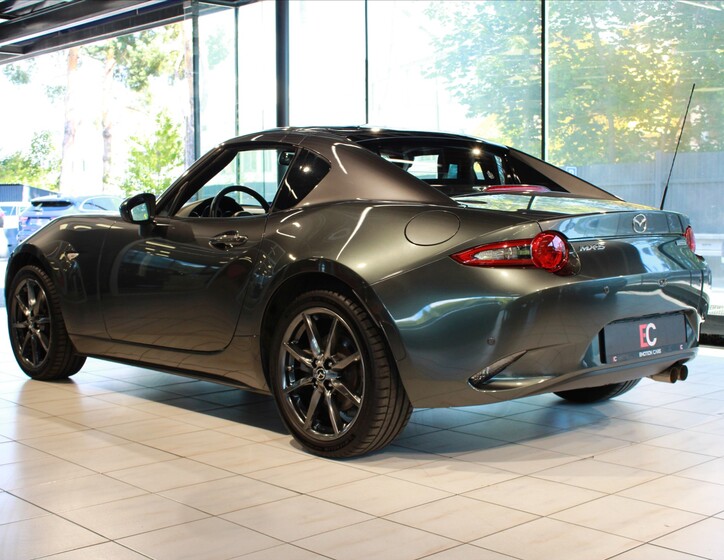 Mazda MX-5 4