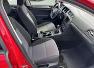 Volkswagen Golf 12