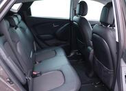 Hyundai ix35 12