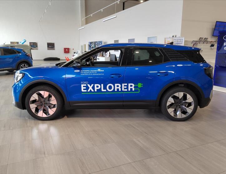 Ford Explorer 9