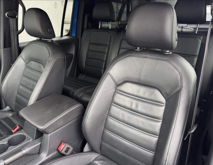Volkswagen Amarok 23