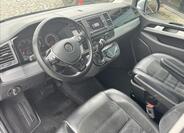Volkswagen Multivan 9