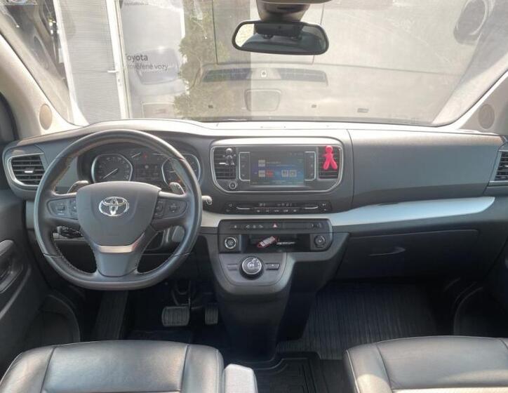 Toyota ProAce Verso 16