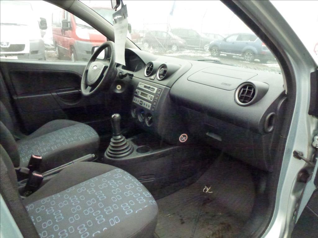 Ford Fiesta 24