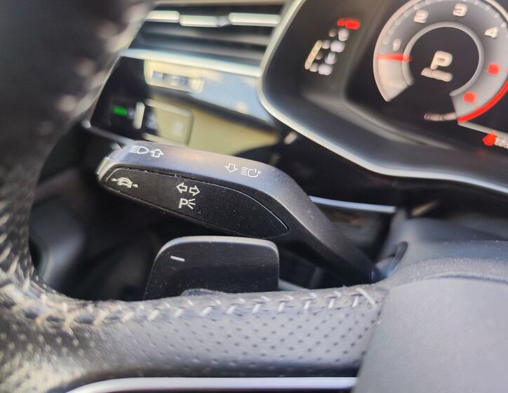Audi Q8 33