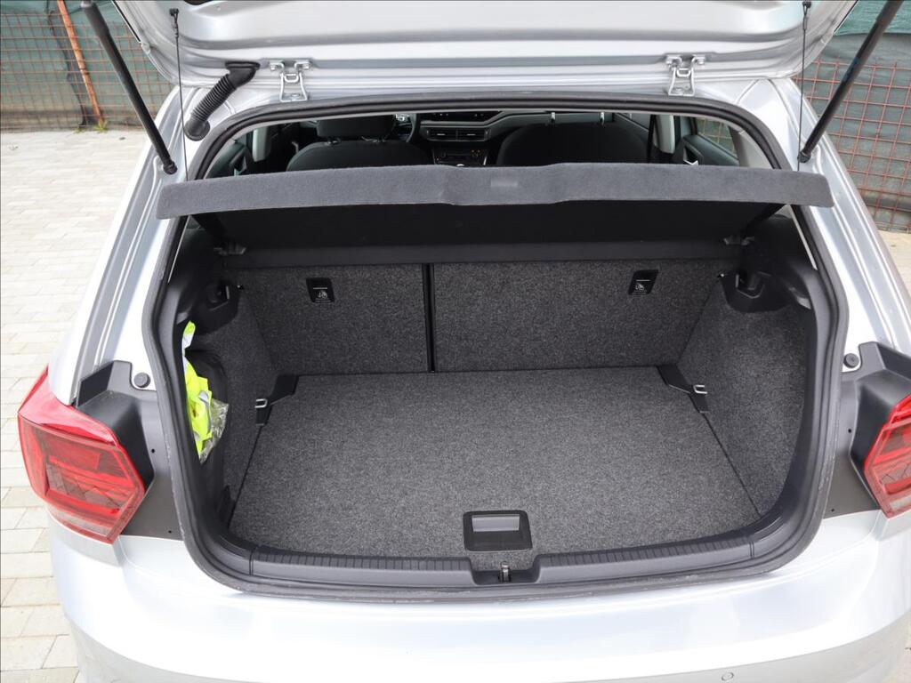Volkswagen Polo 32